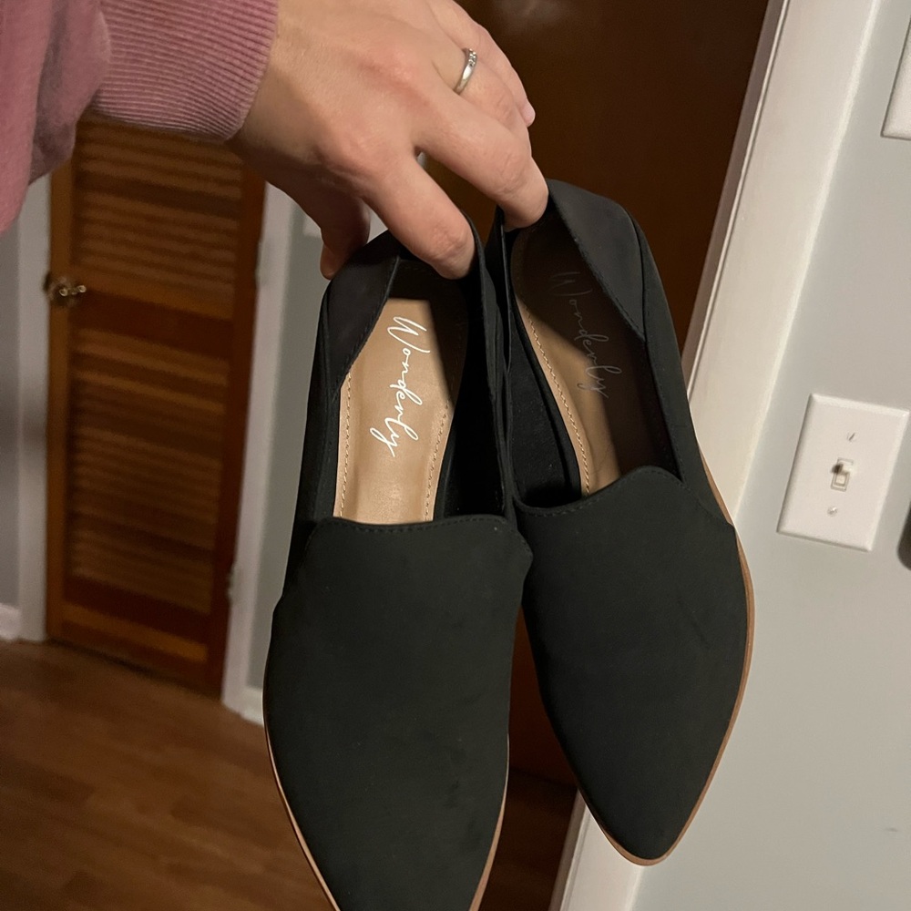 Wonderly Black Slip-On Flats